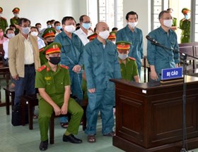Mở lại phiên tòa xét xử dàn lãnh đạo TP. Phan Thiết
